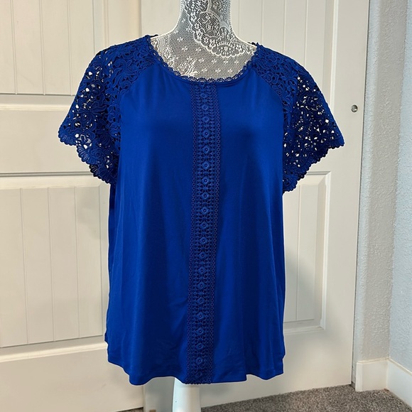 Cable & Gauge Lace Trimmed Top XL - Picture 1 of 7